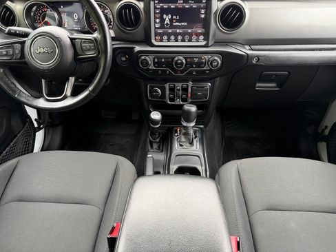 Used 2022 Jeep Gladiator Sport AWD/4WD image 19