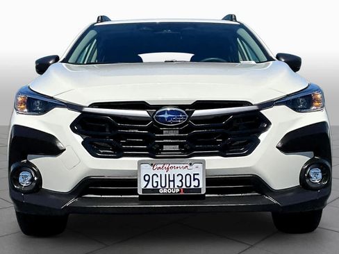 Used 2024 Subaru Crosstrek 2.0i Premium image 3