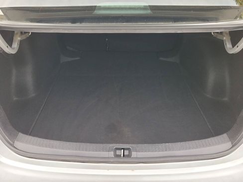 Used 2024 Toyota Corolla SE FWD image 8