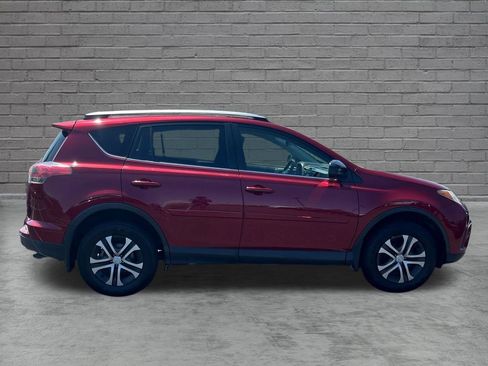 Used 2018 Toyota RAV4 LE w/ All Weather Liner Package AWD/4WD image 7