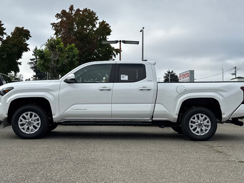 New 2025 Toyota Tacoma SR5 image 6
