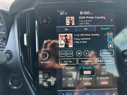 Used 2025 Subaru Forester Touring AWD/4WD image 11