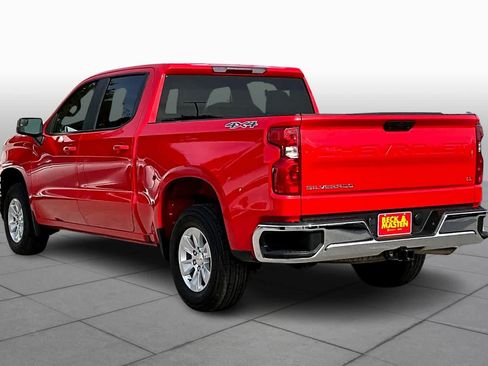 Used 2021 Chevrolet Silverado 1500 LT AWD/4WD image 12