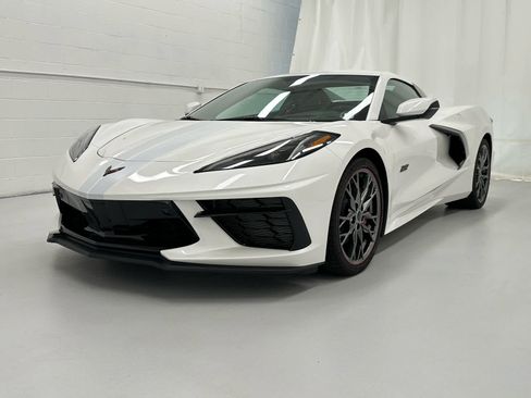 Used 2023 Chevrolet Corvette Stingray Premium Conv RWD image 11