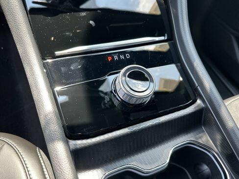 New 2025 Jeep Grand Cherokee L Altitude image 4