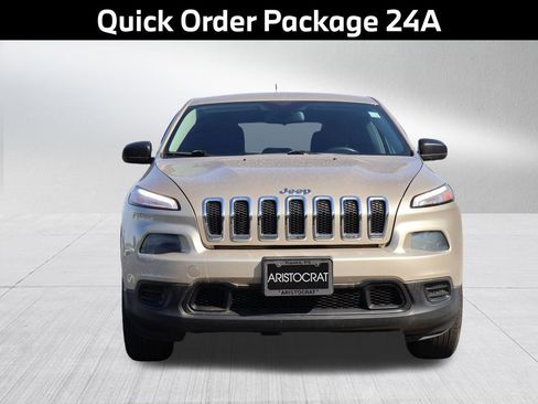 Used 2014 Jeep Cherokee Sport AWD/4WD image 3