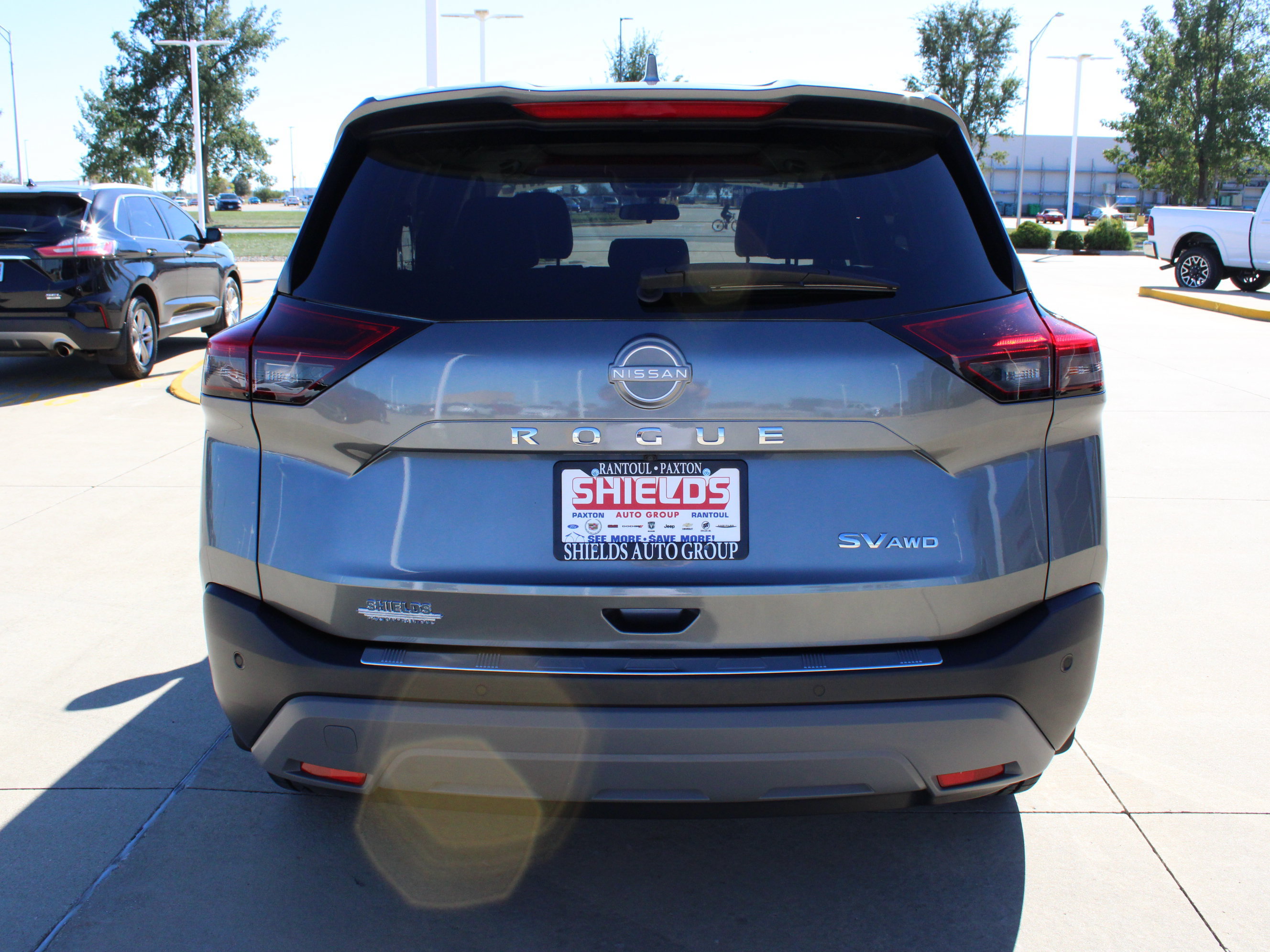 Used 2023 Nissan Rogue SV w/ SV Premium B Package AWD/4WD image 5