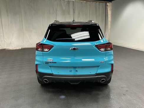 Used 2022 Chevrolet TrailBlazer RS w/ Sun and Liftgate Package AWD/4WD image 4