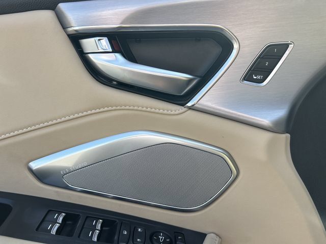 Used 2020 Acura RDX w/ Technology Package FWD image 18