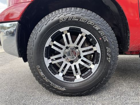 Used 2010 Toyota Tundra 2WD Double Cab image 32