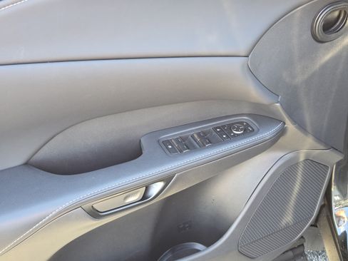 Used 2025 Lexus RX 350 Premium w/ Accessory Package (Z1) FWD image 9