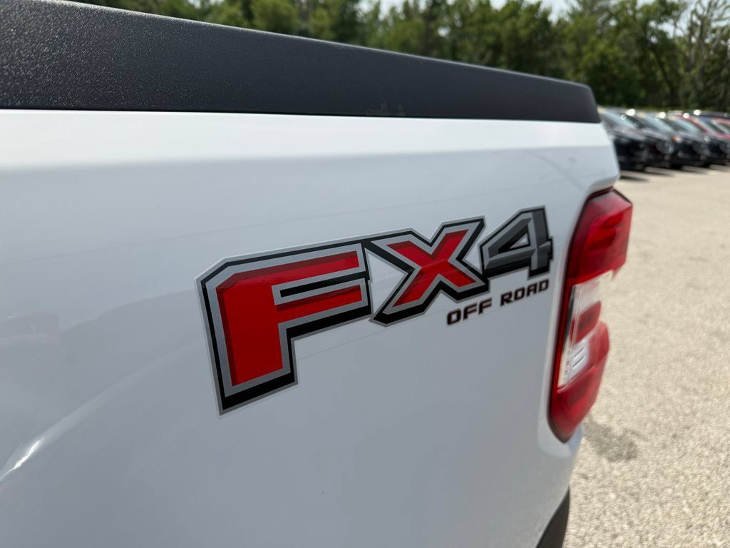 Used 2024 Ford Maverick Lariat w/ FX4 Off-Road Package AWD/4WD image 15