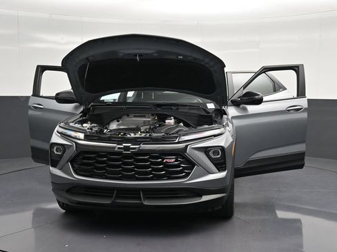 Used 2024 Chevrolet TrailBlazer RS w/ Convenience Package FWD image 37