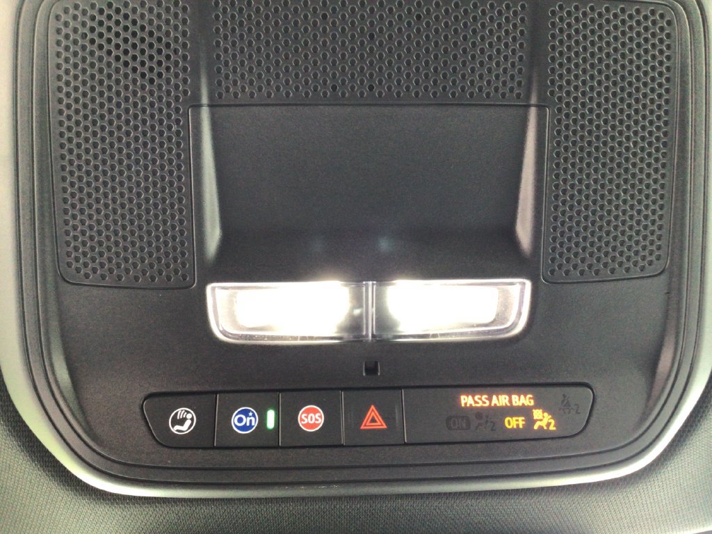 Used 2026 GMC Acadia Elevation w/ Elevation Premium Package FWD image 31