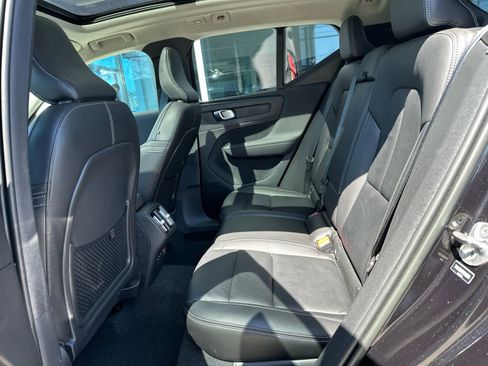 Used 2023 Volvo XC40 B5 Plus w/ Driver Assist Package image 19