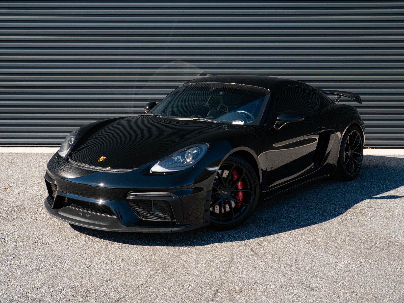 Used 2020 Porsche 718 Cayman GT4 RWD image 1