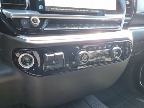 Used 2022 Chevrolet Silverado 1500 LT w/ All Star Edition Plus AWD/4WD image 31