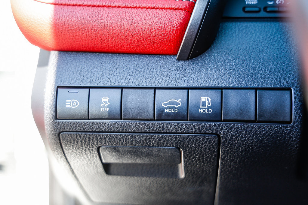 Used 2022 Toyota Camry XSE FWD image 38