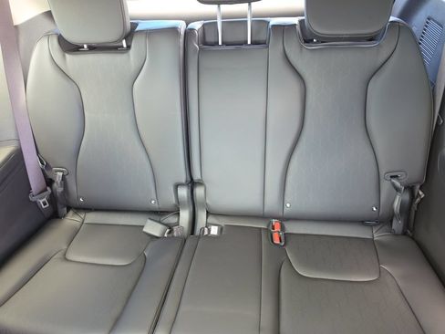 New 2027 Kia Carnival SX FWD image 18