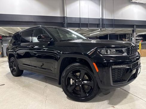 New 2026 Jeep Grand Cherokee L Limited w/ Limited Altitude Package AWD/4WD image 1