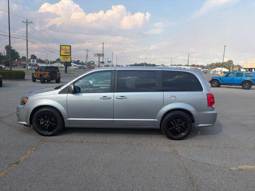 Used 2019 Dodge Grand Caravan GT w/ Safety Sphere Group FWD image 3