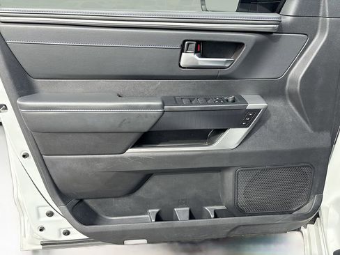 Used 2024 Toyota Tundra Platinum AWD/4WD image 24