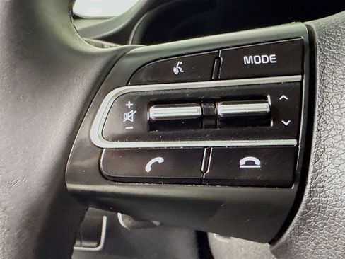 Used 2018 Kia Stinger Premium image 11