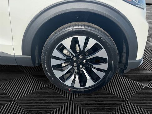 New 2026 Ford Explorer Platinum w/ LUX Leather Package image 14