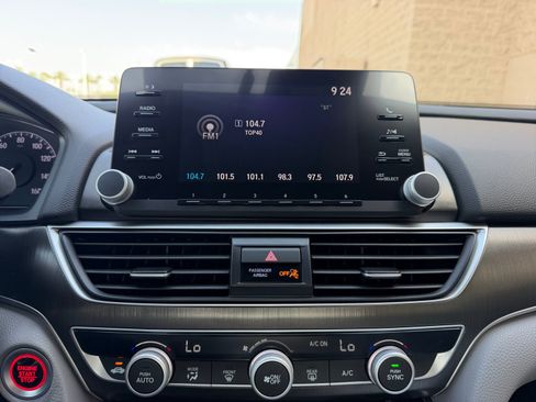 Used 2020 Honda Accord LX image 12