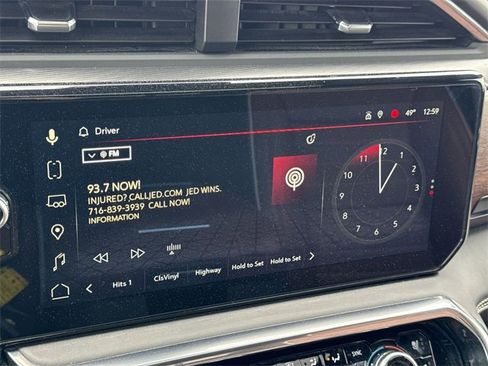 Used 2025 GMC Sierra 2500 Denali Ultimate w/ Snow Plow Prep/Camper Package image 13