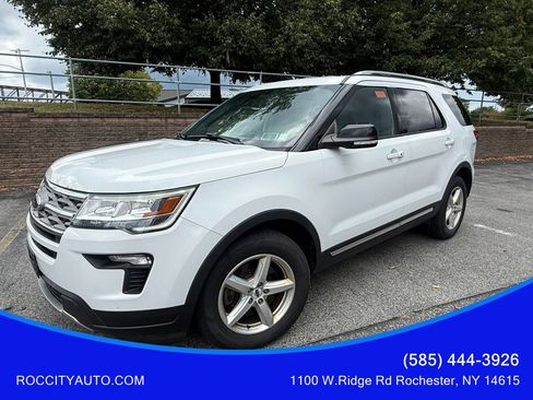 Used 2018 Ford Explorer XLT w/ Equipment Group 201A FWD image 1