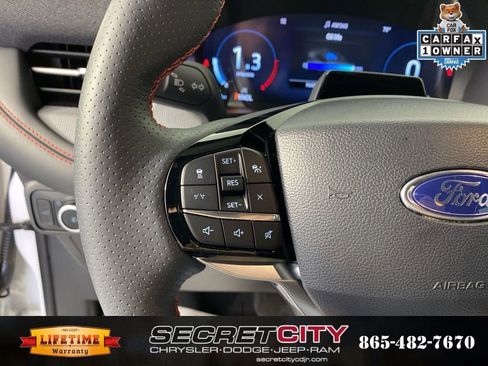 Used 2025 Ford Explorer ST-Line image 15