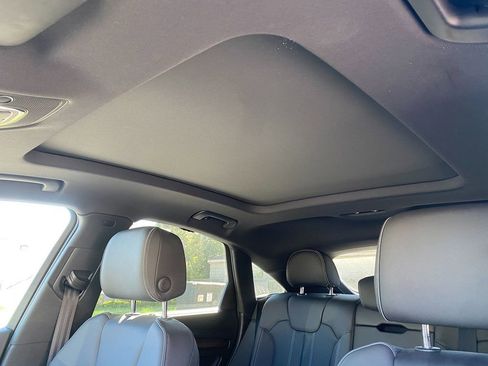 Used 2021 Audi Q5 Prestige w/ Prestige Package image 24