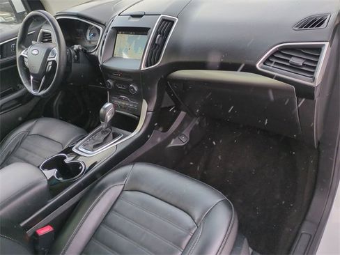 Used 2016 Ford Edge SEL w/ Canadian Touring Package image 30