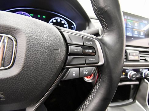 Certified 2018 Honda Accord EX-L image 21