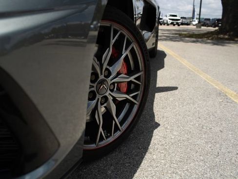 Used 2024 Chevrolet Corvette Stingray Preferred Cpe w/ Z51 Performance Package RWD image 13