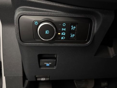 New 2025 Ford Bronco Outer Banks w/ Black Appearance Package image 25