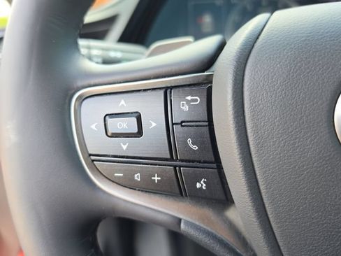 Used 2022 Lexus ES 350 w/ Premium Package FWD image 21