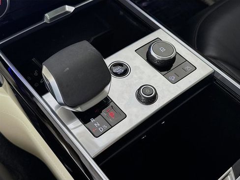 Used 2023 Land Rover Range Rover Long Wheelbase Autobiography image 18