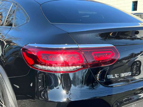Used 2021 Mercedes-Benz GLC 300 4MATIC Coupe w/ AMG Line image 11