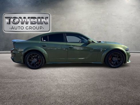 Used 2022 Dodge Charger SRT Hellcat w/ Harman/Kardon Audio Group RWD image 4