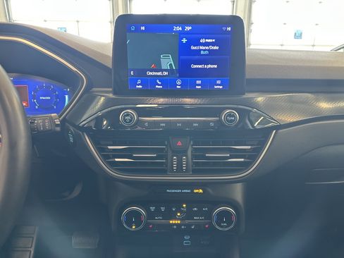 Used 2022 Ford Escape SEL w/ SEL Stealth AWD Package image 3