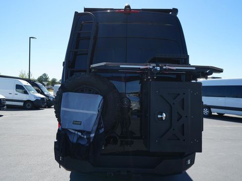 Used 2020 Mercedes-Benz Sprinter 2500 image 6