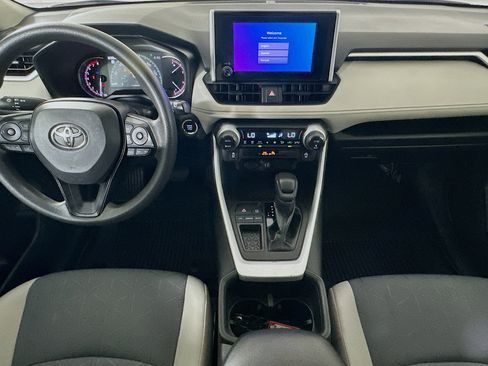 Used 2023 Toyota RAV4 XLE image 27