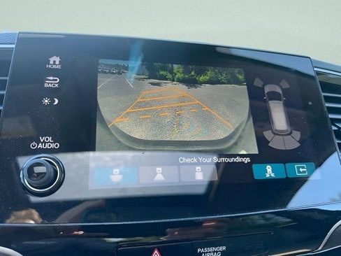 Used 2020 Honda Pilot Touring image 27