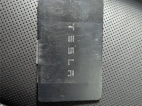 Used 2021 Tesla Model S Plaid image 20