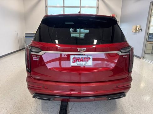 Used 2024 Cadillac XT6 Sport image 8