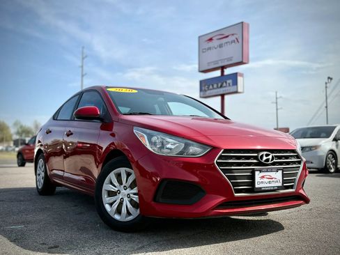 Used 2020 Hyundai Accent SE image 1