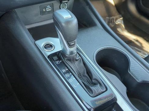 Used 2021 Nissan Altima 2.5 S FWD image 12