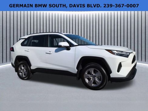 Used 2025 Toyota RAV4 XLE w/ Convenience Package FWD image 3